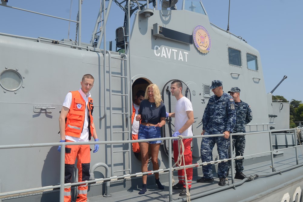 Spašena Britanka s posadom broda Obalne straze Cavtat (D. ŠTIFANIĆ)